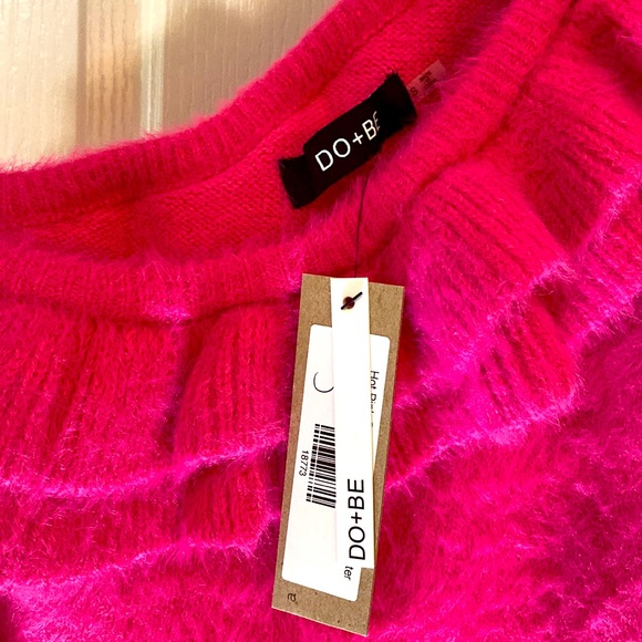 DO+BE One Shoulder Sweater - Picture 3 of 5